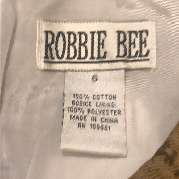 Robbie Bee Dress - Picture 5 of 6